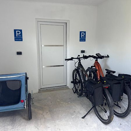 Ferienwohnung Am See Dillich - Eigener Garten - Ruhige Lage - Natur Vor Der Haustuer Borken  外观 照片