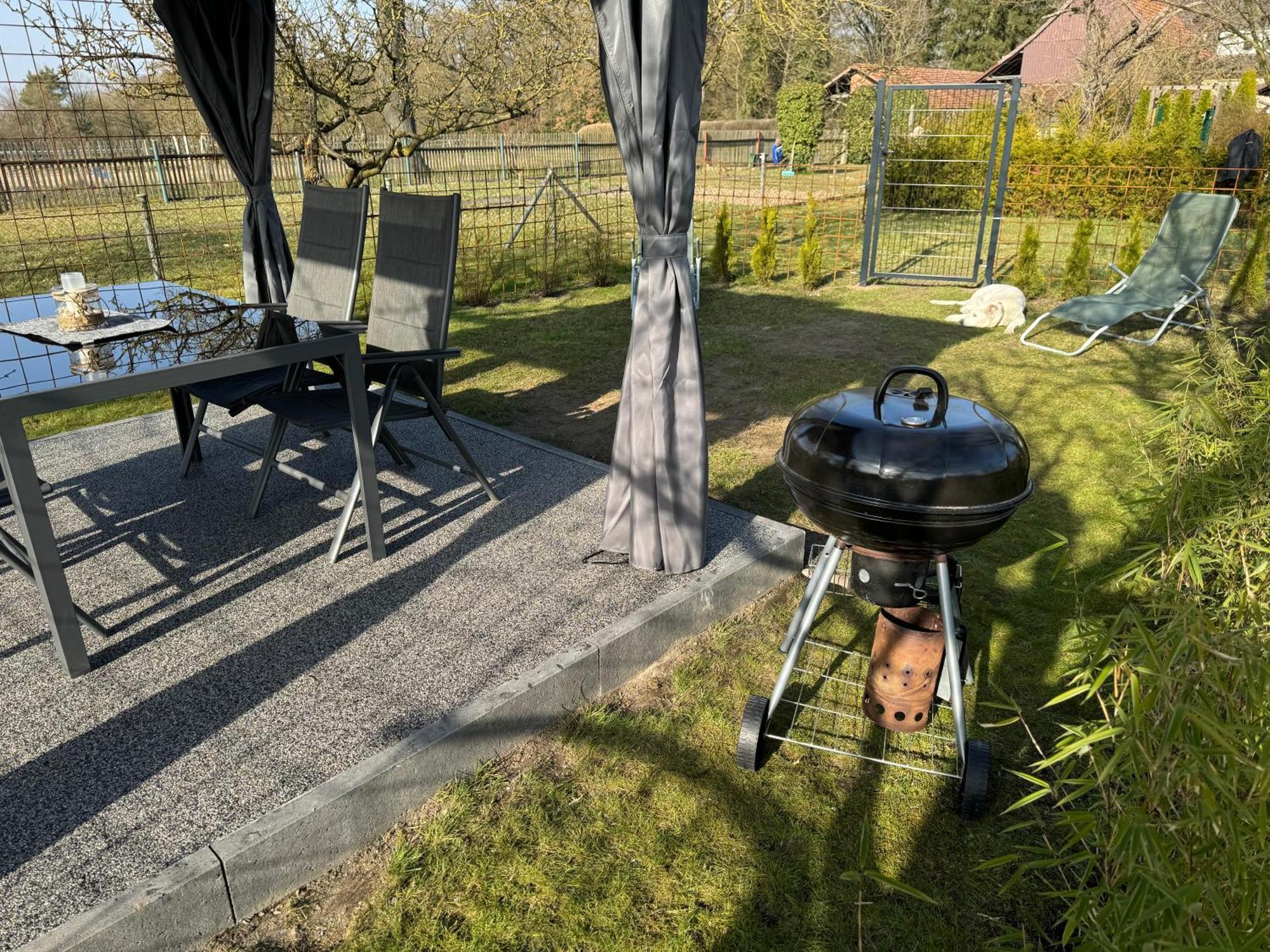 Ferienwohnung Am See Dillich - Eigener Garten - Ruhige Lage - Natur Vor Der Haustuer Borken  外观 照片